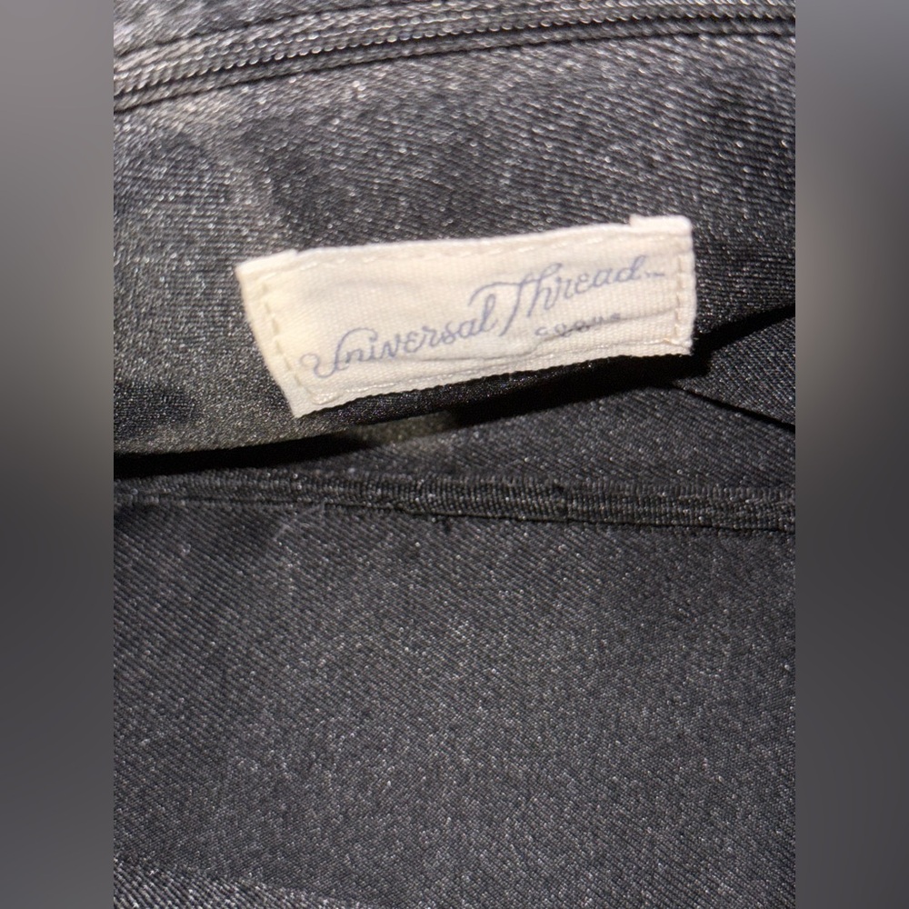 Universal Thread Black Crossbody Bag - Picture 7 of 9